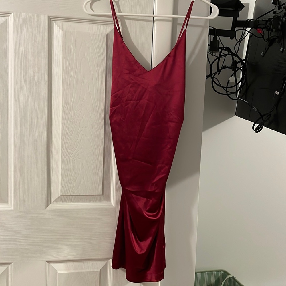 Emerald Sundae red cocktail dress. Size Medium